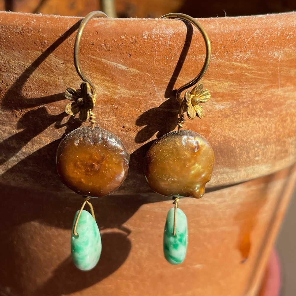 Brown pearl and amazonite drops